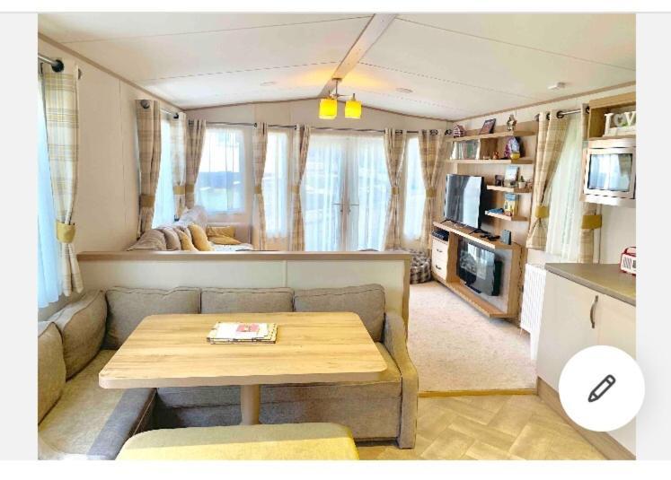 Hastings Holiday Home At Fairlight Lodge Beauport Holiday Park St Leonards-on-Sea 外观 照片